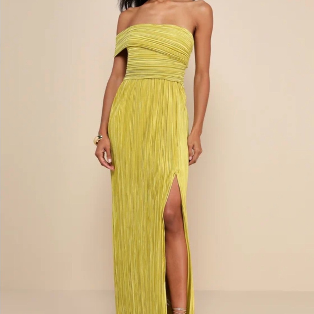 Lulus floor length chartreuse dress